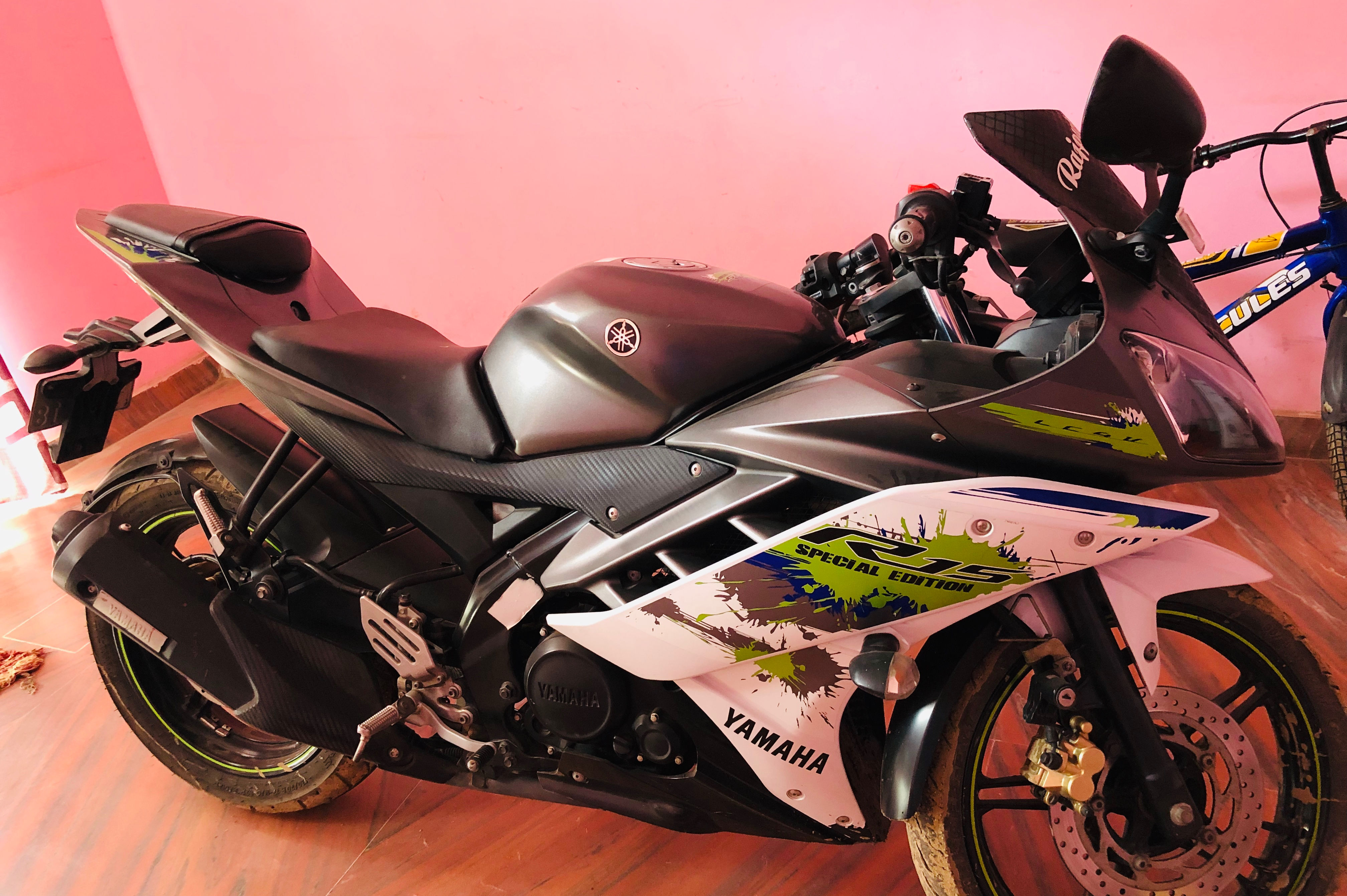 Yamaha R15 V20 sportsbike Byebye India
